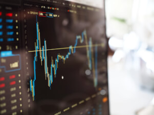 What Does the Fluctuating Pound Mean for Gold Investment?